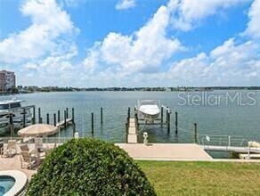 17735 Gulf Blvd in Redington Shores, FL - Building Photo - Building Photo