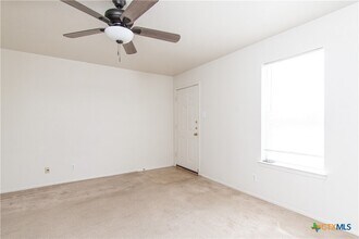2014 Cedarhill Dr in Killeen, TX - Building Photo - Building Photo