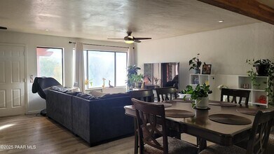 727 Douglas Ave in Prescott, AZ - Building Photo - Building Photo