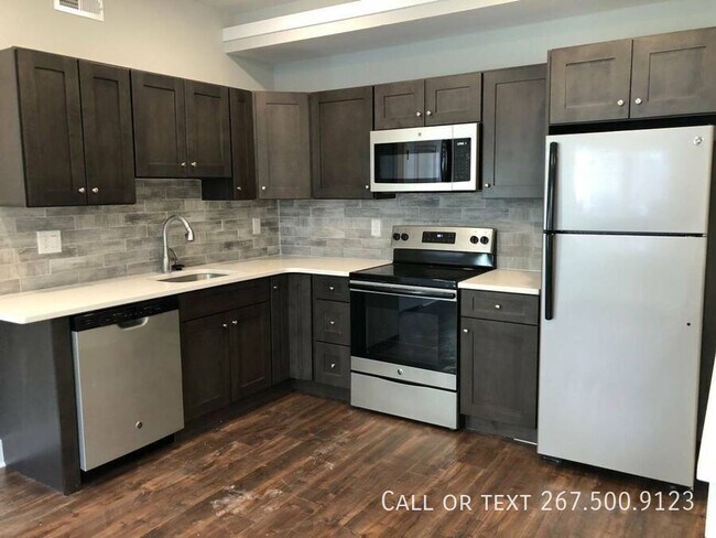 1417 N Franklin St in Philadelphia, PA - Building Photo - Building Photo