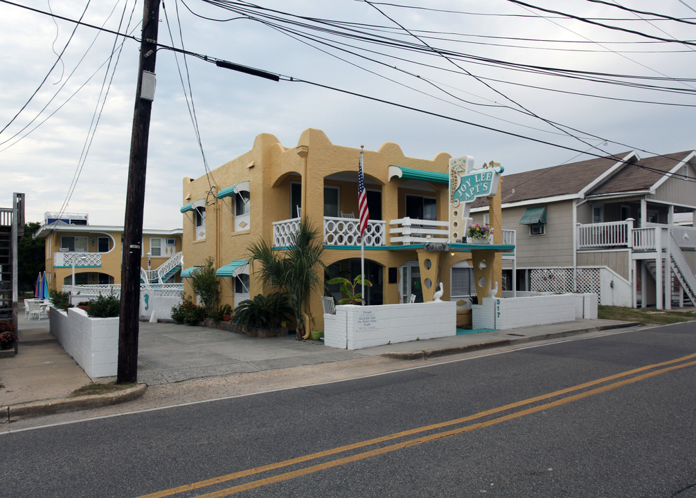 317 N Carolina Beach Ave in Carolina Beach, NC - Building Photo