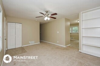 464 Pinecrest Dr in Riverdale, GA - Building Photo - Building Photo