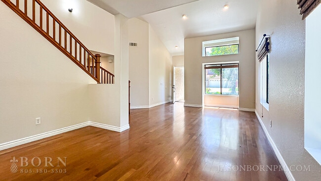 15327 Braun Ct in Moorpark, CA - Building Photo - Building Photo