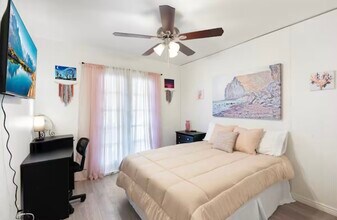 2340 W Mitchell Dr in Phoenix, AZ - Foto de edificio - Building Photo