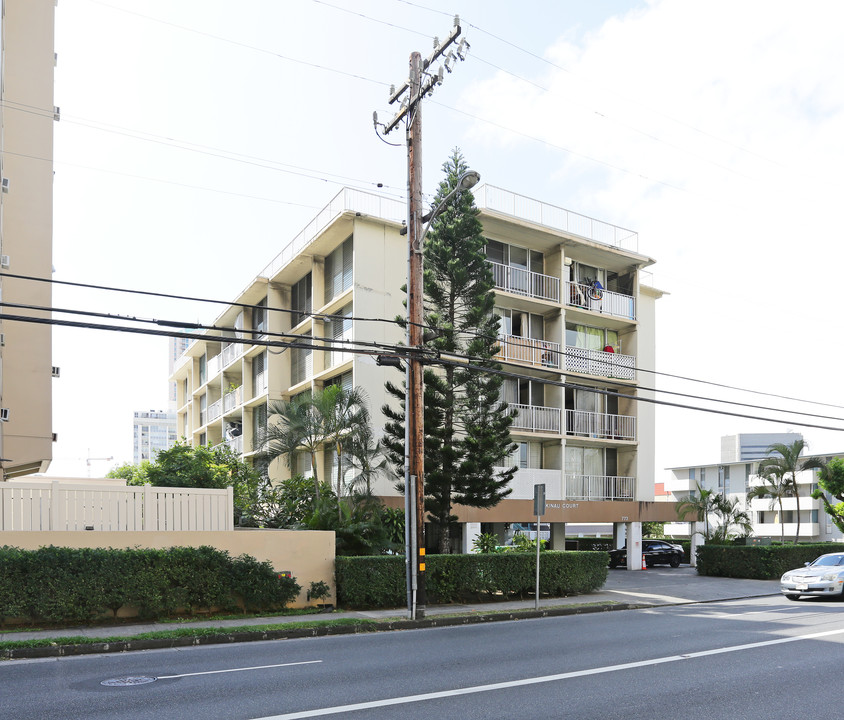 Kinau Court in Honolulu, HI - Building Photo