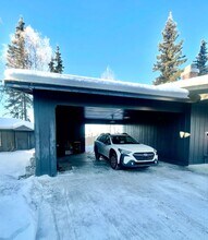 2718 Lee St in Anchorage, AK - Building Photo - Building Photo