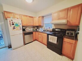 313 Flax Hill Rd in Norwalk, CT - Building Photo