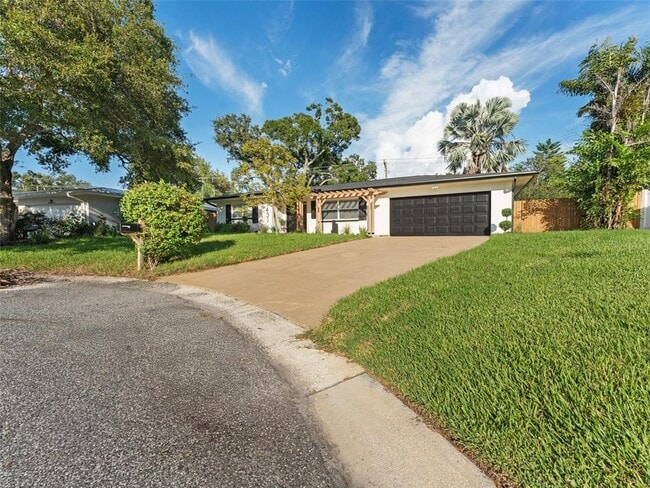 property at 1431 San Helen Dr