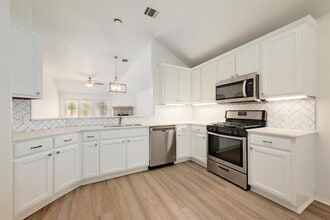 2201 Portwood Bend Cove in Cedar Park, TX - Building Photo - Building Photo