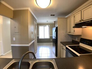 9530 Darien Ave in Orlando, FL - Building Photo - Building Photo