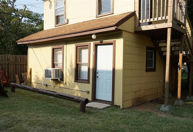 property at 2007 10th St