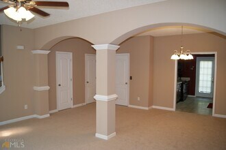 848 Commerce Blvd in Riverdale, GA - Building Photo - Building Photo