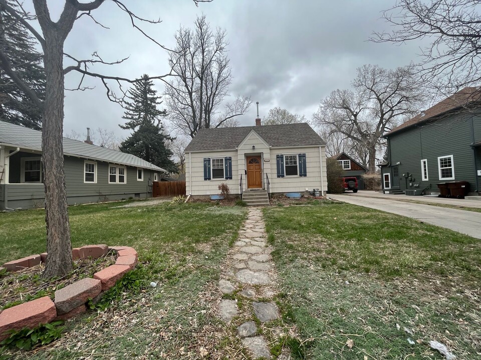1134 Laporte Ave in Fort Collins, CO - Foto de edificio