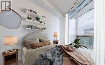 55-5055 Cooper St in Toronto, ON - Building Photo - Building Photo