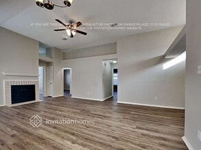 6504 Devine Dr in Arlington, TX - Foto de edificio - Building Photo