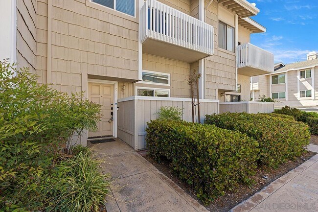 4028 Mahaila Ave in San Diego, CA - Building Photo - Building Photo