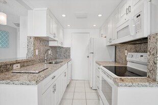 720 Orton Ave in Fort Lauderdale, FL - Building Photo