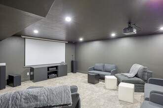 3456 E Tree Farm Ln in Cottonwood Heights, UT - Building Photo - Building Photo