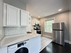 4301 W Wrightwood Ave, Unit G07C in Chicago, IL - Building Photo - Building Photo