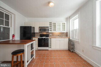 5838 Henry Ave in Philadelphia, PA - Building Photo - Building Photo