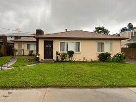 144 E Pearl St in Port Hueneme, CA - Building Photo