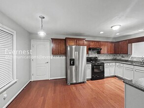 1153 Smith St SW in Atlanta, GA - Foto de edificio - Building Photo