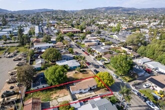 717 Park Pl in Escondido, CA - Building Photo - Building Photo