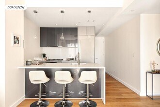 236 17th St in Brooklyn, NY - Building Photo - Building Photo