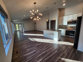 1421 E Providence Ave in Spokane, WA - Building Photo - Building Photo