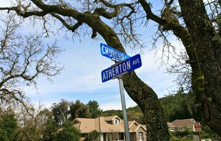 777 Atherton Ave in Novato, CA - Foto de edificio - Building Photo