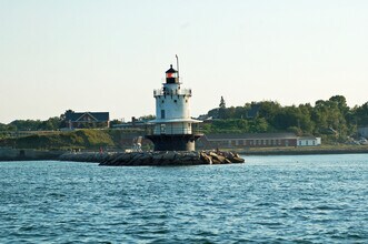 346 Ocean St, Unit 2 in South Portland, ME - Building Photo - Building Photo