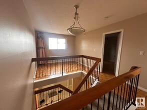 18307-18377 77 Ave NW in Edmonton, AB - Building Photo - Building Photo