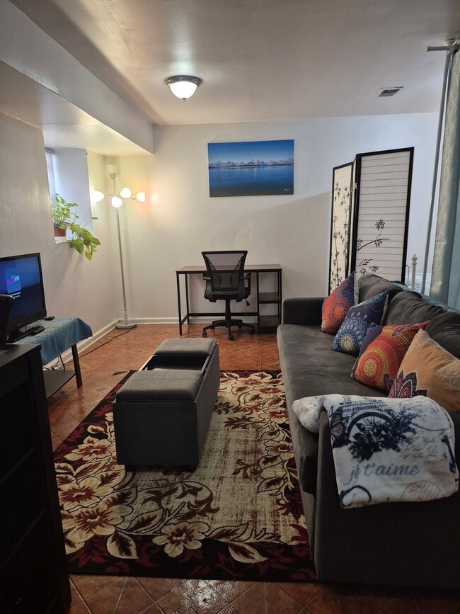 146 Terrace Ave in Jersey City, NJ - Foto de edificio - Building Photo