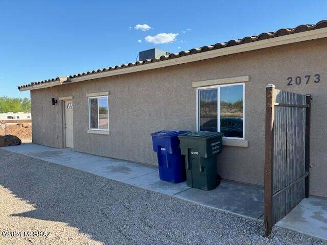 2073 W Ajo Way in Tucson, AZ - Building Photo