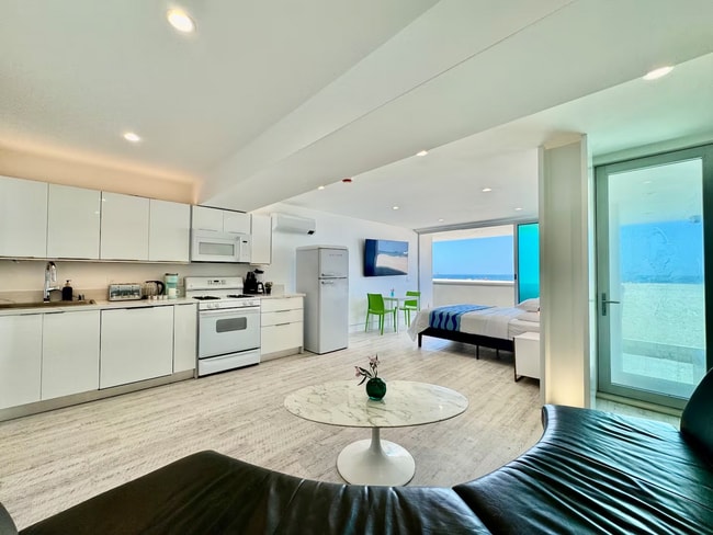 property at 1421 E Seal Way