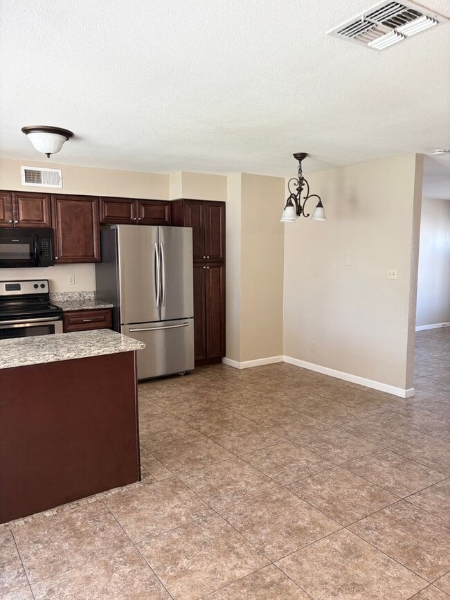 2105 W Western Dr in Chandler, AZ - Building Photo - Building Photo