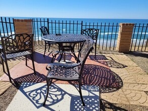 190 Del Mar Shores Terrace in Solana Beach, CA - Building Photo - Building Photo
