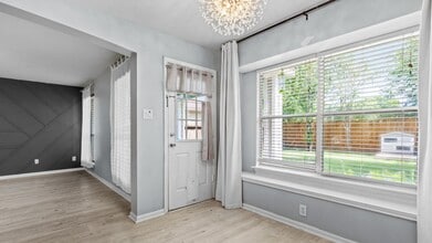 8219 Fuqua Gardens Dr in Houston, TX - Building Photo - Building Photo