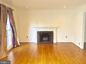 7510 Cayuga Ave in Bethesda, MD - Building Photo - Building Photo