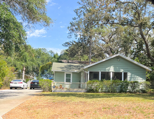 439 New York Ave in Dunedin, FL - Building Photo - Building Photo