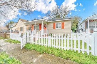 815 Whitehead Ave in Norfolk, VA - Building Photo - Building Photo