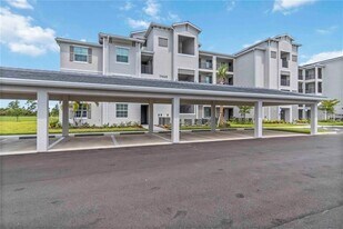 17625 Opal Sand Dr, Unit 302 in Venice, FL - Building Photo