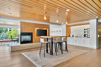 The Preserve at Normandale Lake in Bloomington, MN - Building Photo - Building Photo