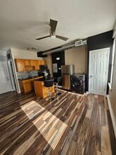 926 Belmont Ave, Unit 3 in Philadelphia, PA - Building Photo - Building Photo