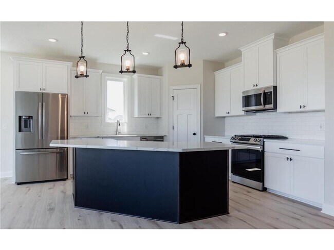 4817 127th Cir NE in Blaine, MN - Building Photo - Building Photo