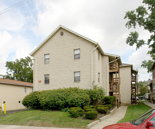 88 W Norwich Ave in Columbus, OH - Building Photo - Building Photo