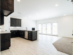 2161 Wildflower Dr in Centerton, AR - Building Photo - Building Photo