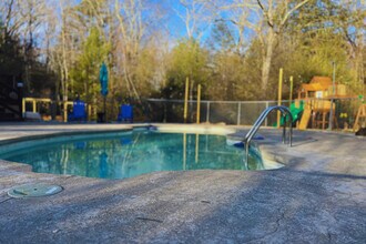 1551 Wooded Acres Dr in Stroudsburg, PA - Building Photo - Building Photo