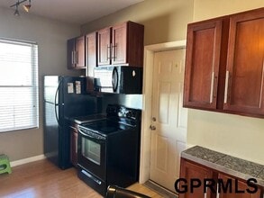 2315 Harney St in Omaha, NE - Building Photo - Building Photo