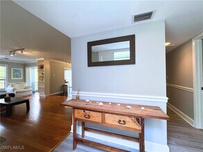 112 Bobolink Way in Naples, FL - Building Photo - Building Photo